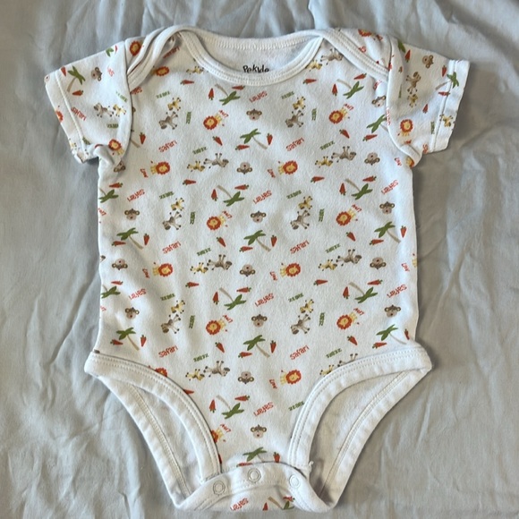 3-6M girls onesie, diaper shirt bundle - Picture 4 of 9